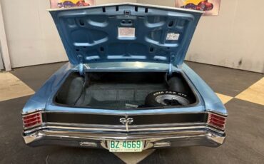 Chevrolet-Chevelle-ss-1967-Glacier-Blue-Black-4