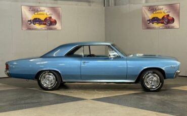 Chevrolet-Chevelle-ss-1967-Glacier-Blue-Black-41