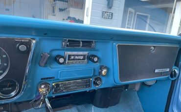 Chevrolet-Ck-1972-Blue-And-White-Blue-And-Black-6