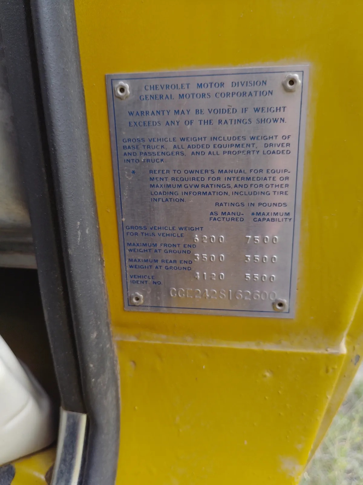 Chevrolet-Ck-1972-Yellow-Parchment-14