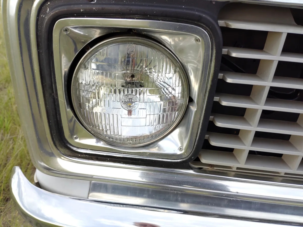 Chevrolet-Ck-1972-Yellow-Parchment-17