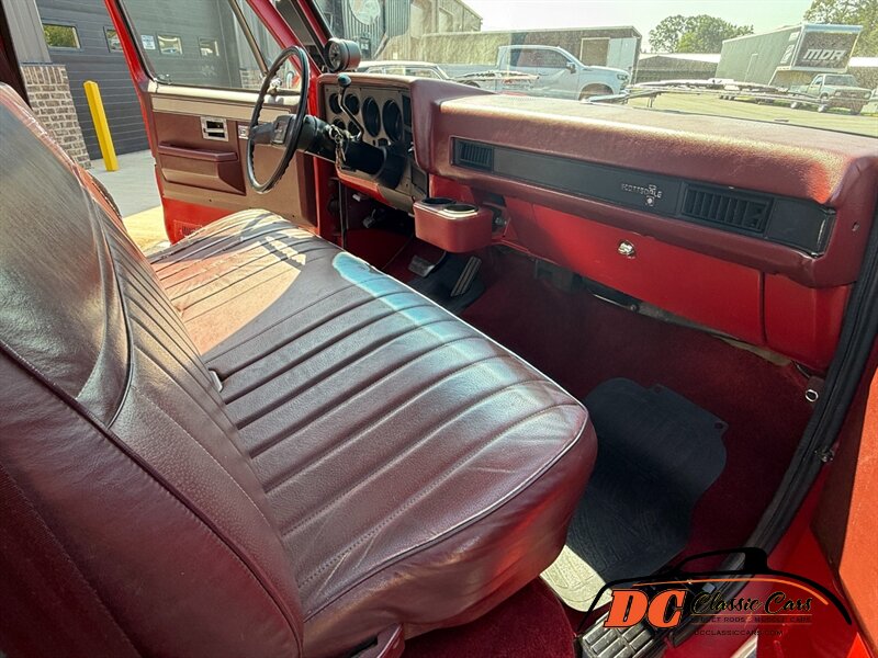 Chevrolet-Ck-1985-Black-Black-27