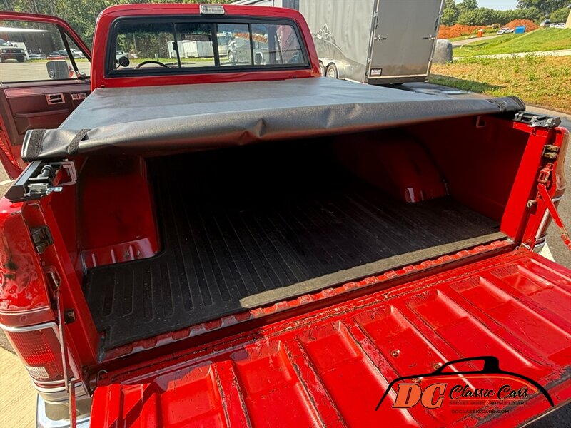 Chevrolet-Ck-1985-Black-Black-31