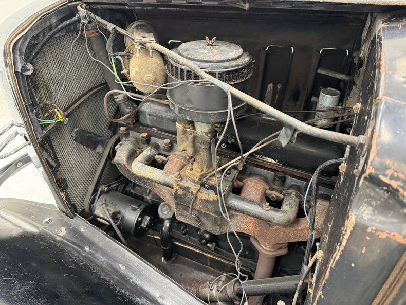 Chevrolet-Confederate-1932-Black-Tan-1