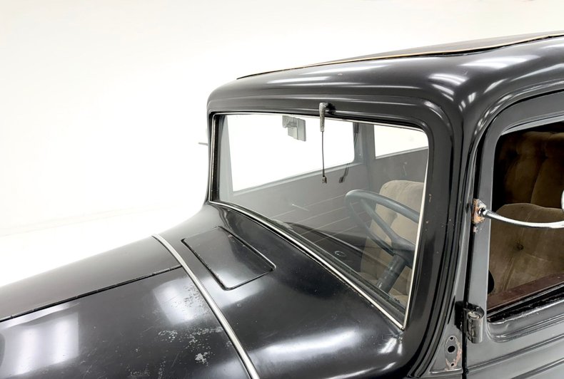 Chevrolet-Confederate-1932-Black-Tan-17