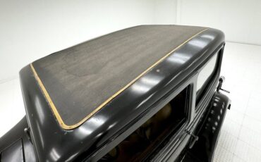 Chevrolet-Confederate-1932-Black-Tan-18