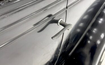 Chevrolet-Confederate-1932-Black-Tan-25