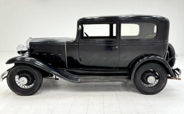 Chevrolet-Confederate-1932-Black-Tan