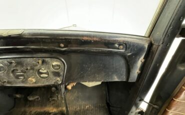 Chevrolet-Confederate-1932-Black-Tan-47