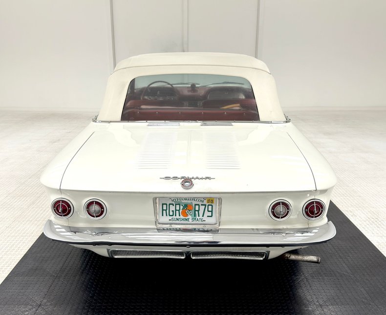Chevrolet-Corvair-1963-Ermine-White-Red-12