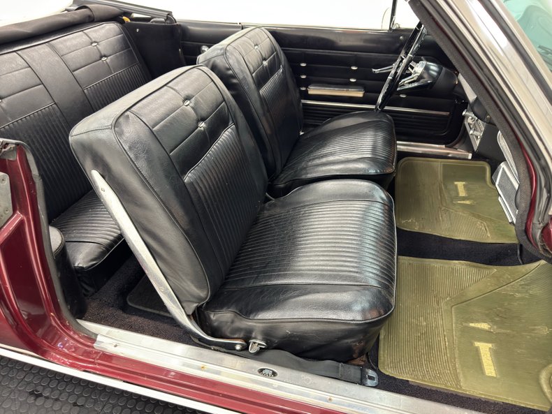 Chevrolet-Corvair-1963-Palomar-Red-Black-36