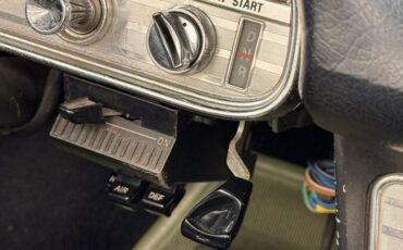 Chevrolet-Corvair-1963-Palomar-Red-Black-41