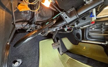 Chevrolet-Corvair-1963-Palomar-Red-Black-44