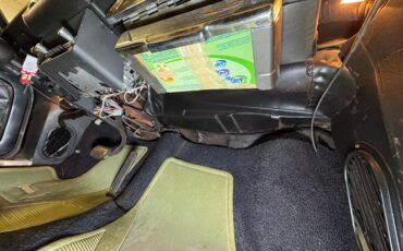 Chevrolet-Corvair-1963-Palomar-Red-Black-45