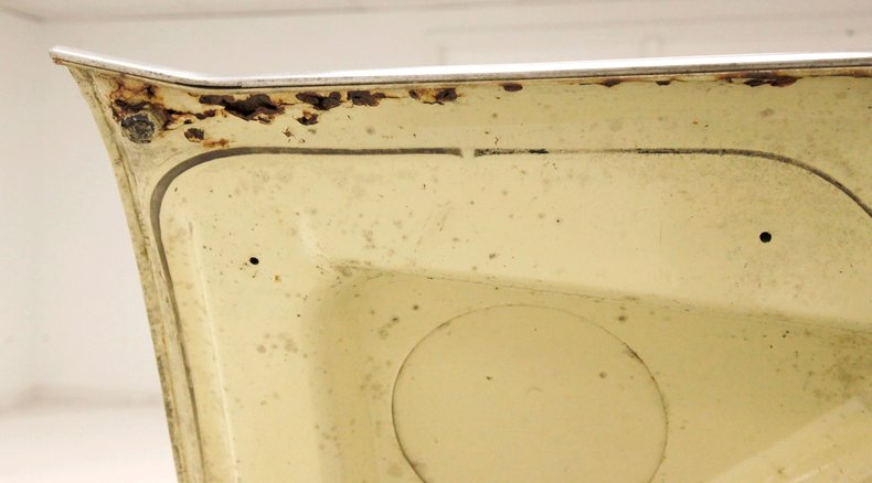 Chevrolet-Corvair-1968-Butternut-Yellow-Black-13