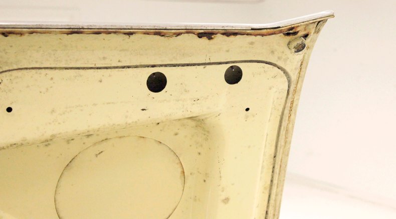 Chevrolet-Corvair-1968-Butternut-Yellow-Black-14