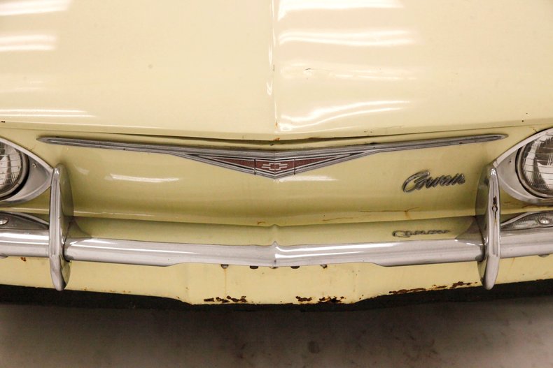 Chevrolet-Corvair-1968-Butternut-Yellow-Black-19