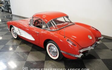 Chevrolet-Corvette-1960-Roman-Red-Red-20