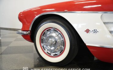 Chevrolet-Corvette-1960-Roman-Red-Red-24