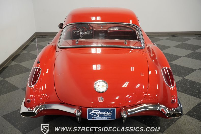 Chevrolet-Corvette-1960-Roman-Red-Red-39