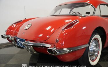 Chevrolet-Corvette-1960-Roman-Red-Red-40