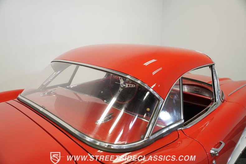 Chevrolet-Corvette-1960-Roman-Red-Red-47