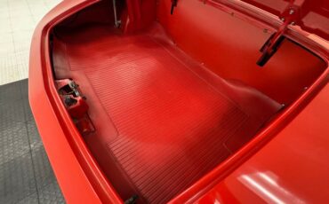 Chevrolet-Corvette-1961-Roman-Red-Red-24