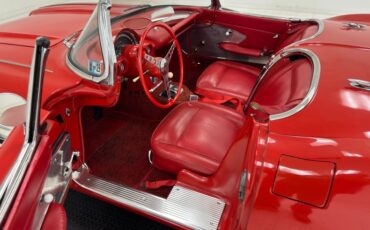 Chevrolet-Corvette-1961-Roman-Red-Red-43