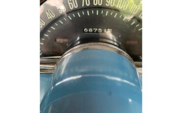 Chevrolet-Corvette-1961-White-Jewel-Blue-5