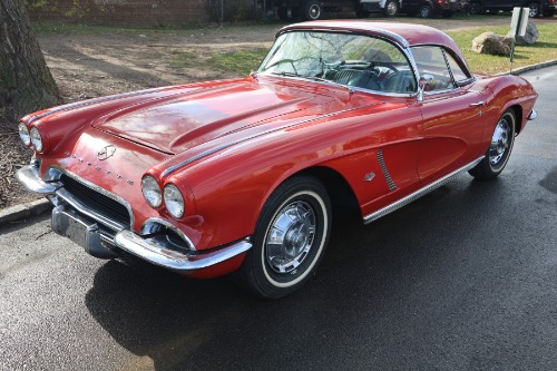 Chevrolet-Corvette-1962-Red-Black-2