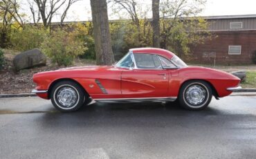 Chevrolet-Corvette-1962-Red-Black-4