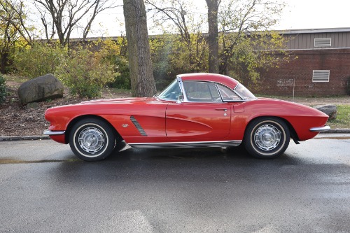 Chevrolet-Corvette-1962-Red-Black-4