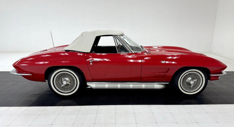 Chevrolet-Corvette-1963-Riverside-Red-Black-13
