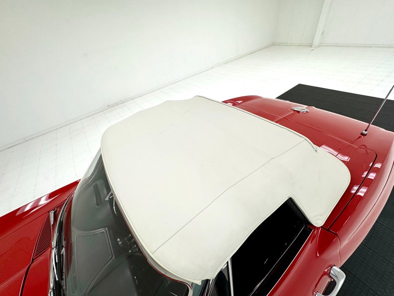 Chevrolet-Corvette-1963-Riverside-Red-Black-22