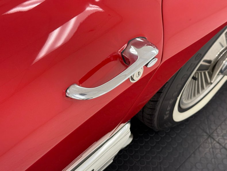 Chevrolet-Corvette-1963-Riverside-Red-Black-24