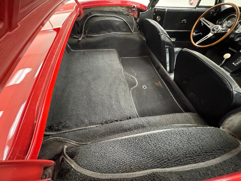 Chevrolet-Corvette-1963-Riverside-Red-Black-38
