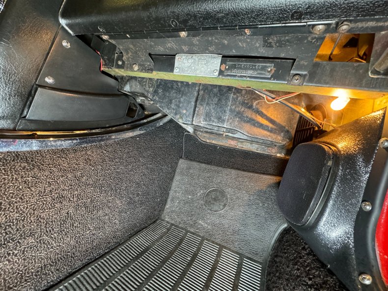 Chevrolet-Corvette-1963-Riverside-Red-Black-47