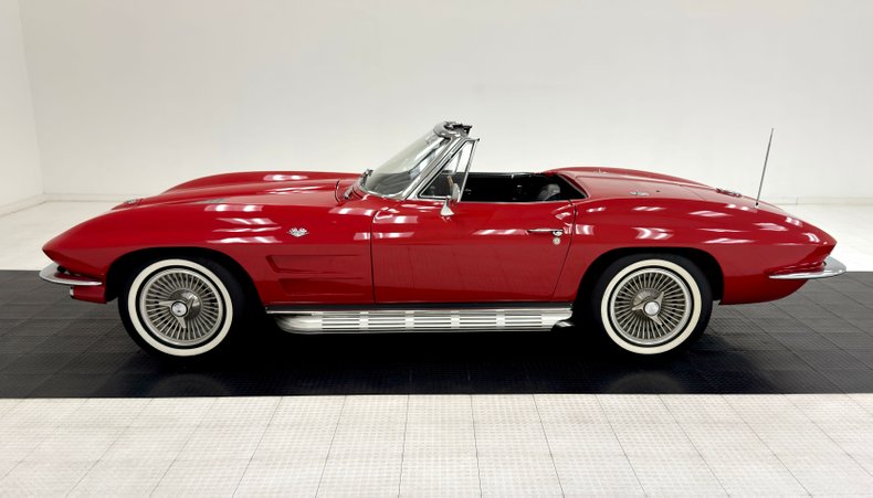 Chevrolet-Corvette-1963-Riverside-Red-Black-6