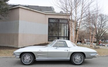 Chevrolet-Corvette-1963-Silver-Black-3