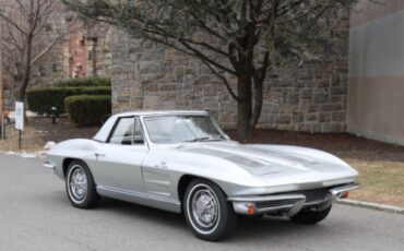 Chevrolet-Corvette-1963-Silver-Black