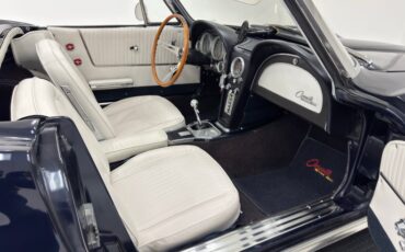 Chevrolet-Corvette-1964-Daytona-Blue-Metalli-White-10