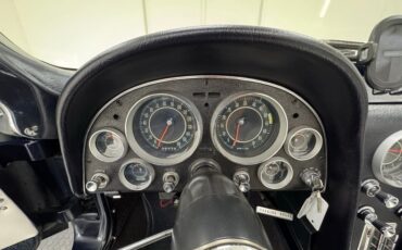 Chevrolet-Corvette-1964-Daytona-Blue-Metalli-White-12