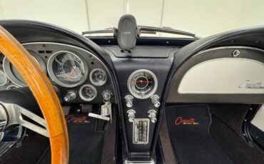 Chevrolet-Corvette-1964-Daytona-Blue-Metalli-White-14