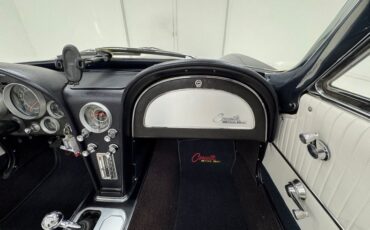 Chevrolet-Corvette-1964-Daytona-Blue-Metalli-White-15