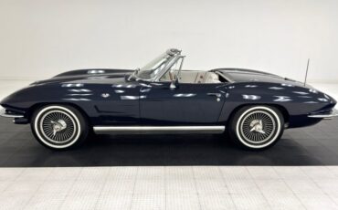 Chevrolet-Corvette-1964-Daytona-Blue-Metalli-White-24