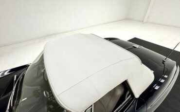 Chevrolet-Corvette-1964-Daytona-Blue-Metalli-White-30