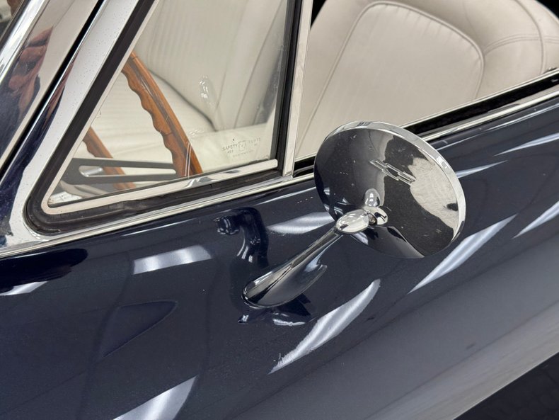 Chevrolet-Corvette-1964-Daytona-Blue-Metalli-White-31