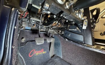 Chevrolet-Corvette-1964-Daytona-Blue-Metalli-White-49