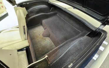 Chevrolet-Corvette-1964-Daytona-Blue-Metalli-White-7