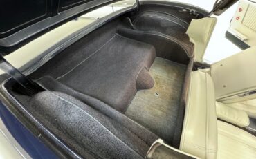 Chevrolet-Corvette-1964-Daytona-Blue-Metalli-White-9